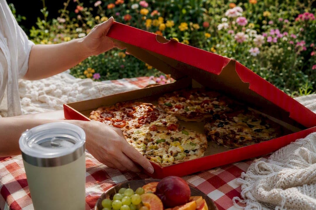 What are the real requirements to buy a pizza franchise?